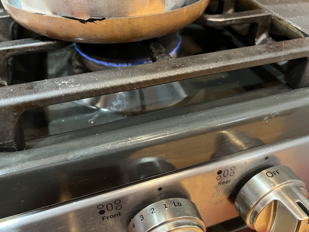 pan on low heat for alfredo sauce recipe