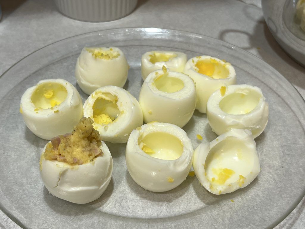 filling egg whites 