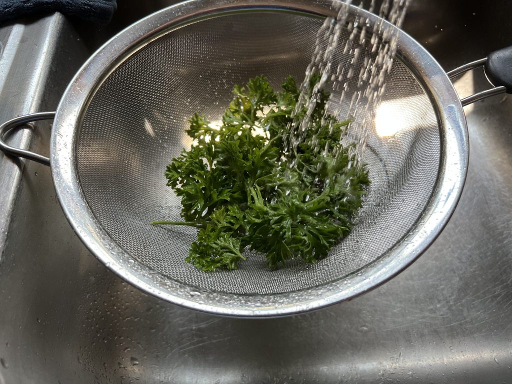 parsley for cavatappi pasta recipe